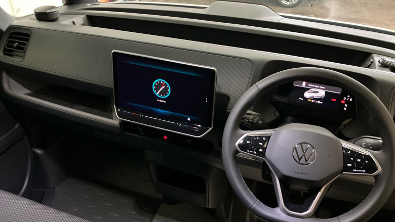 Volkswagen Id.Buzz Cargo 210kW Commerce Plus 79kWh Auto